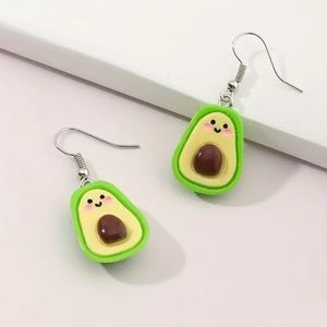 NWT Little Avocado Earrings